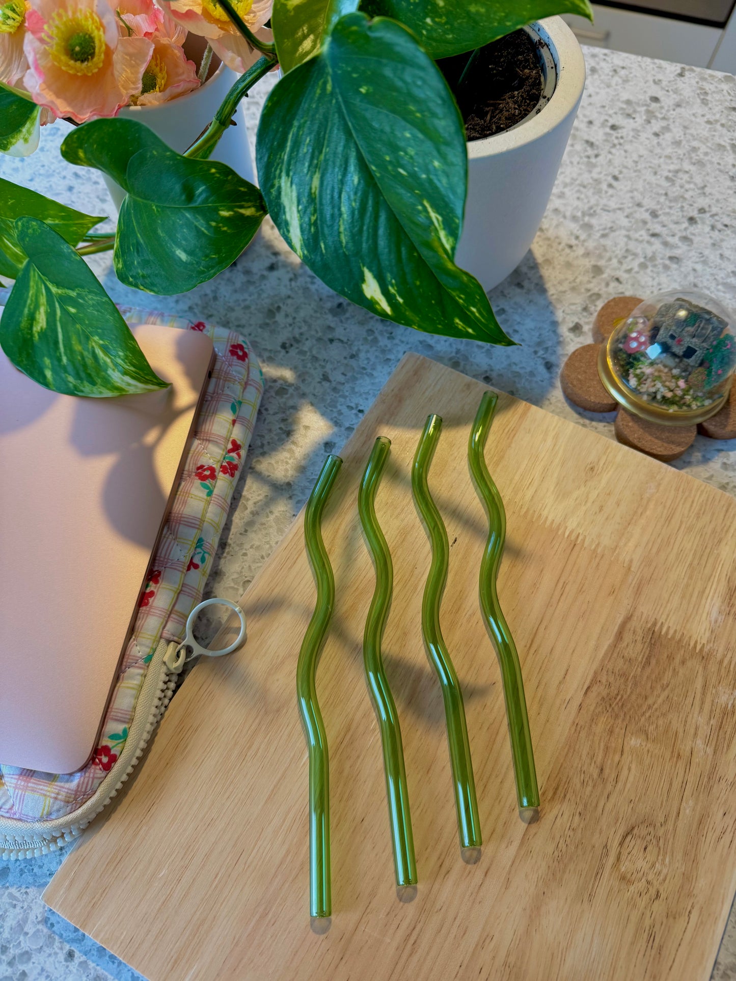 Green Wavy Straw