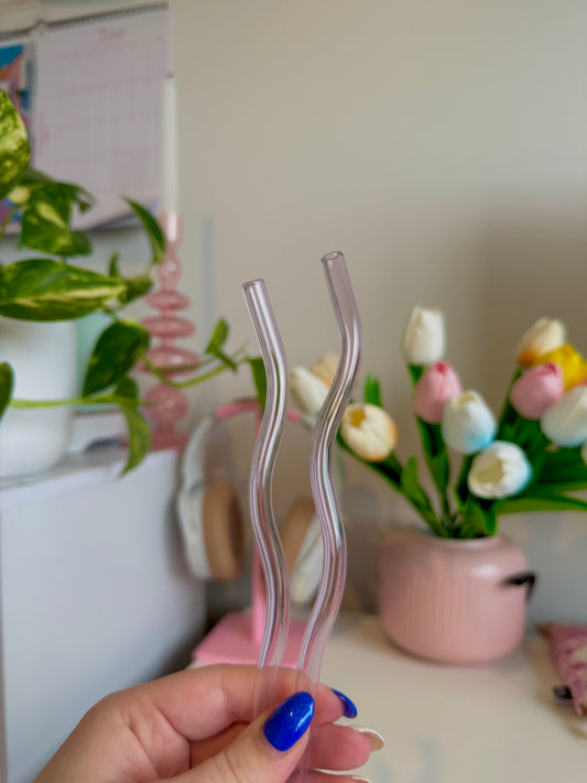 Pink Wavy Glass Straw